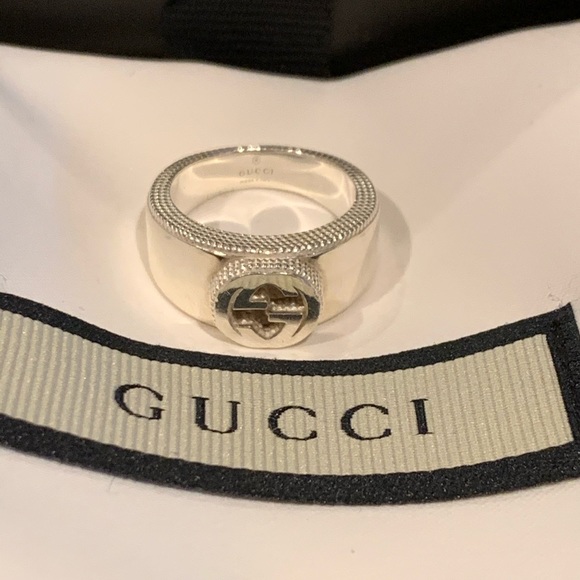 Gucci Jewelry - Gucci GG interlocking Ring